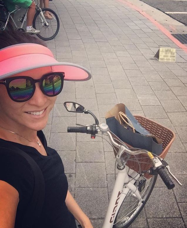 陈小春带应采儿上节目,陈小春和应采儿爸爸去哪儿秀恩爱