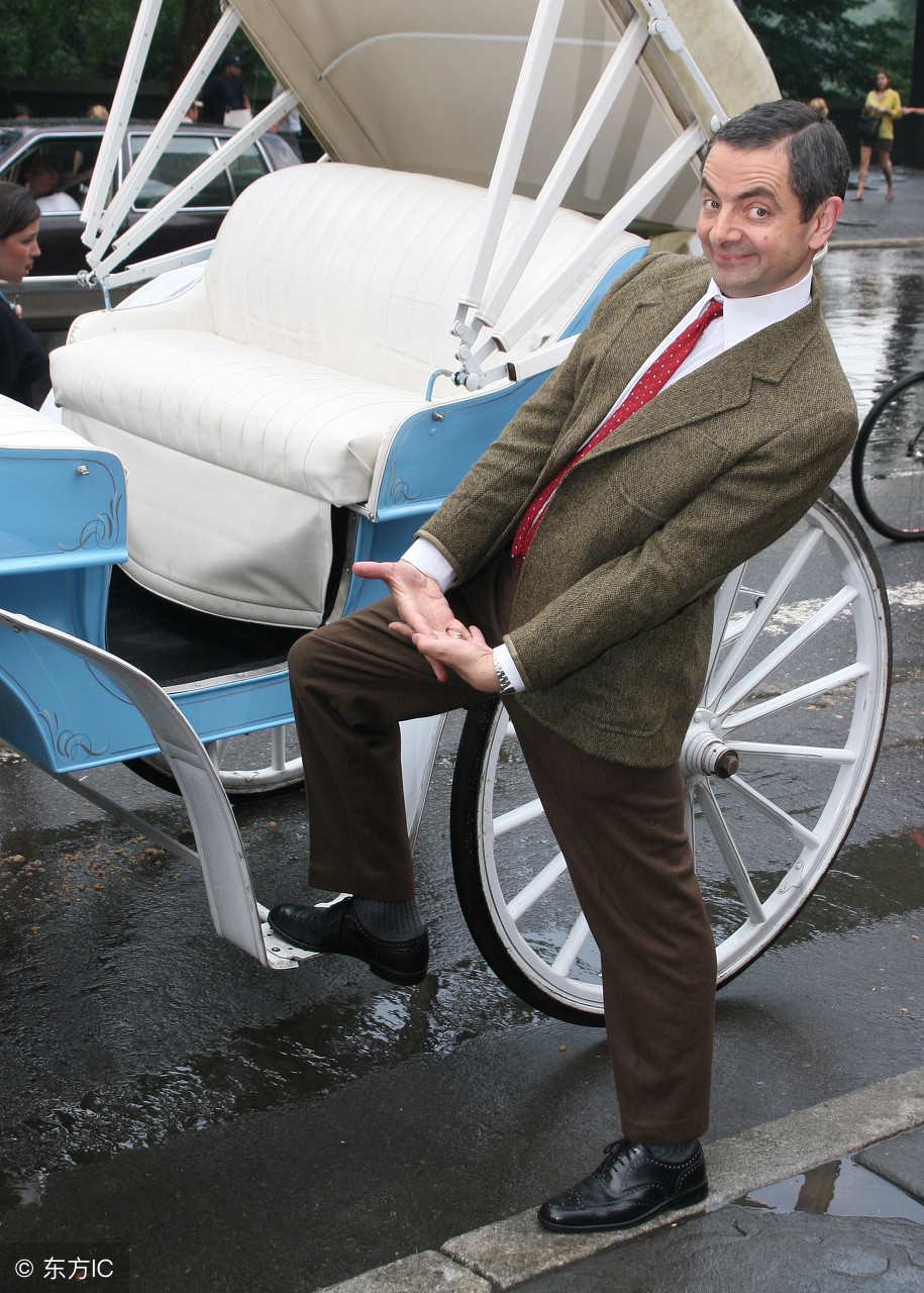 憨豆先生意识到自己孤独超燃混剪,憨豆先生的孤独与悲哀长视频