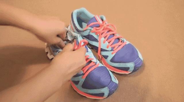 鞋子磨脚怎么去除小窍门,白鞋顶脚挤脚怎么办