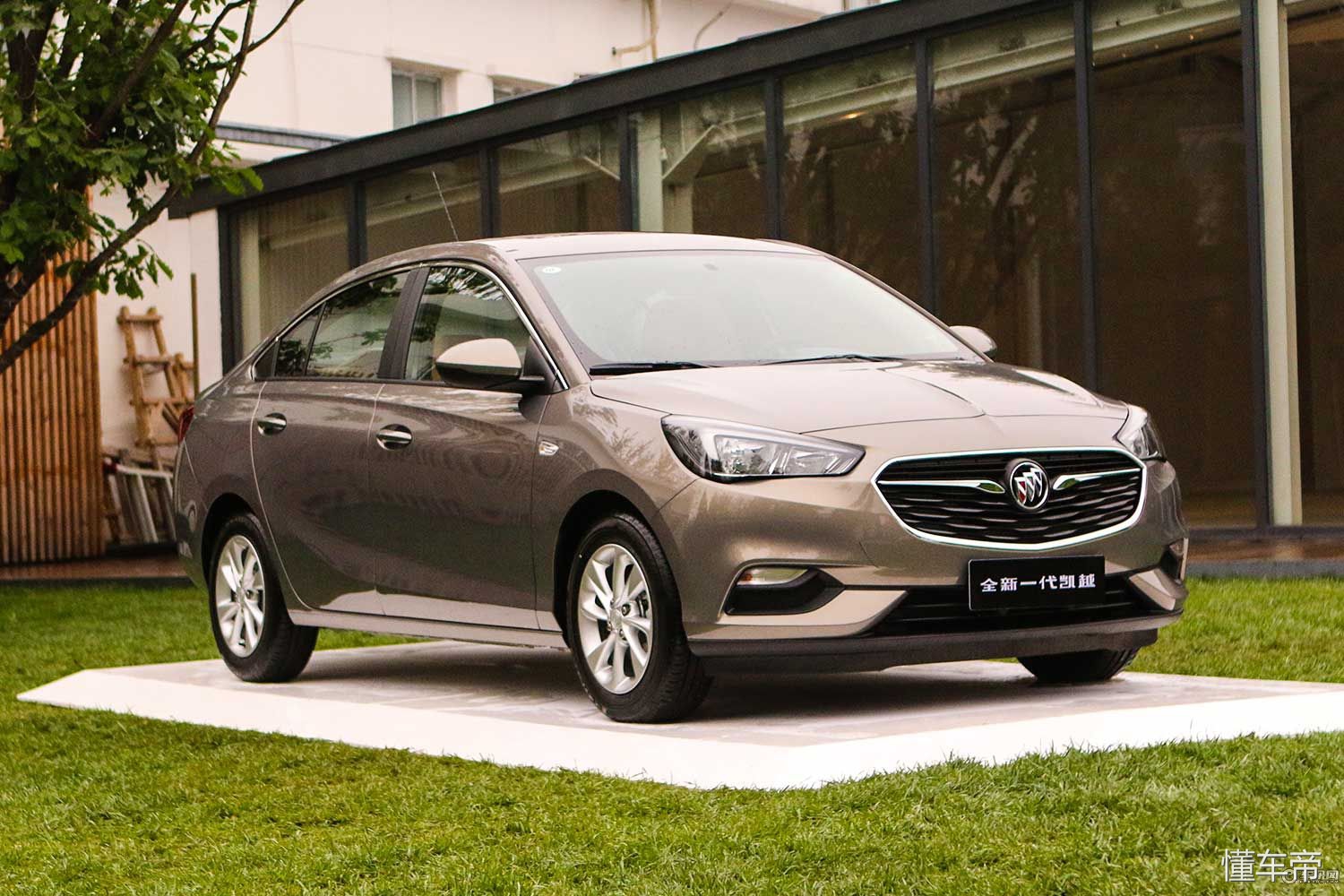 新款别克凯越三缸,别克新款凯越三缸