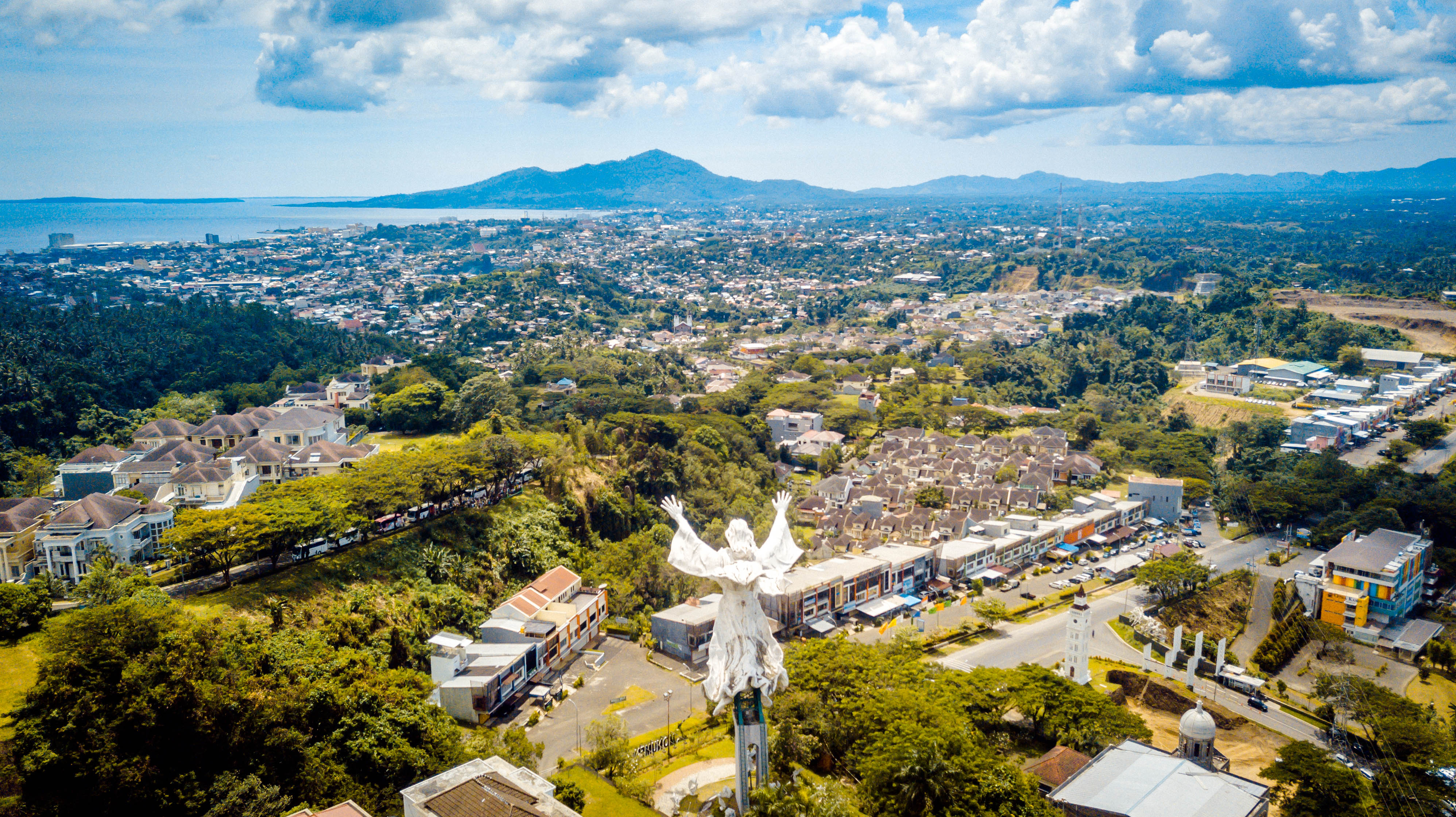 印尼美娜多在什么地方,印尼美娜多完整攻略