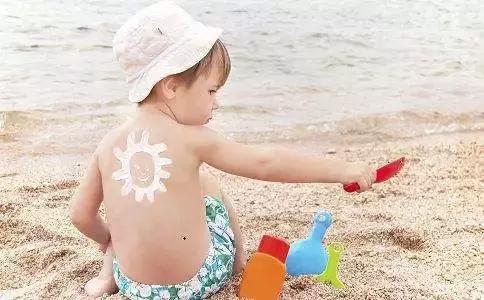 儿童防晒霜怎么选择才正确,儿童日常防晒用哪款防晒霜比较好