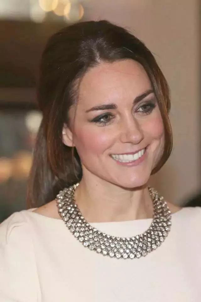 姚晨唐嫣李晨,糖糖和姚晨视频