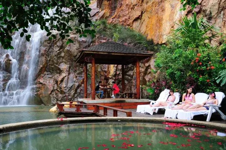 鍙板北鍙ゅ厹閲戠啓婀栨櫙閰掑簵,鍙ゅ厹娓╂硥婀栨櫙閲戠啓閰掑簵