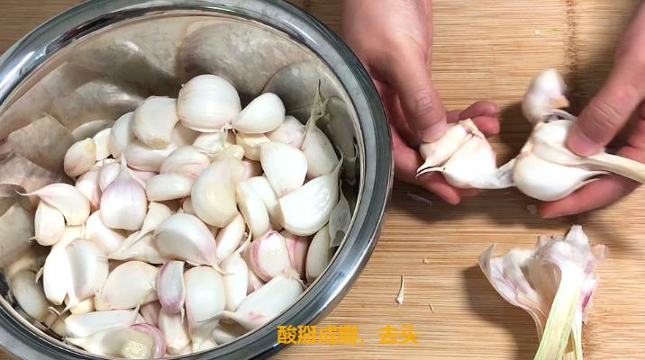 糖醋蒜这样做越吃越上瘾,玉兰香糖醋蒜吃上瘾