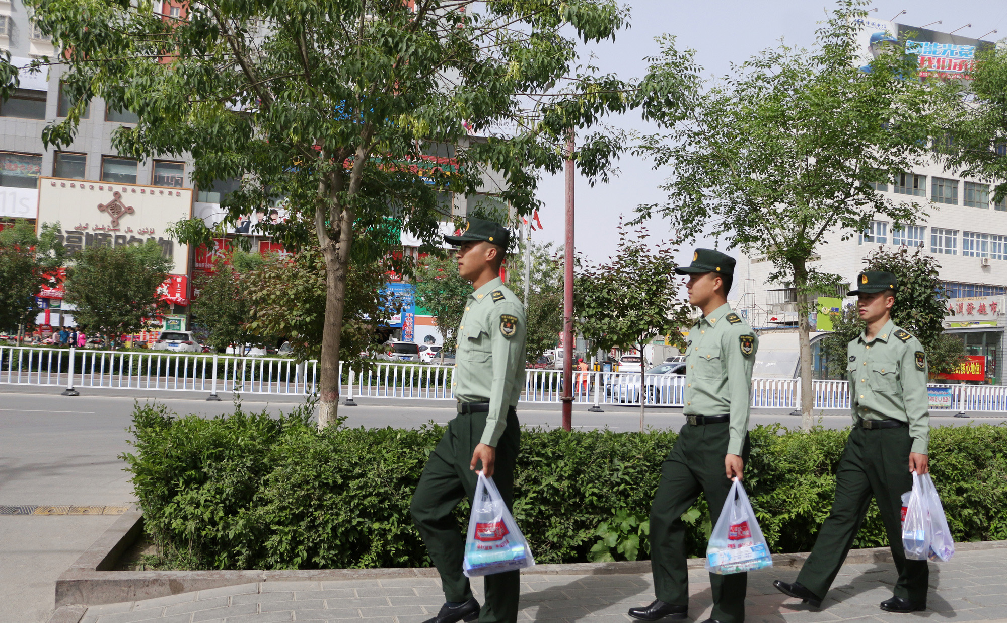 怎么样才可以穿军装回家,穿着军装的规矩