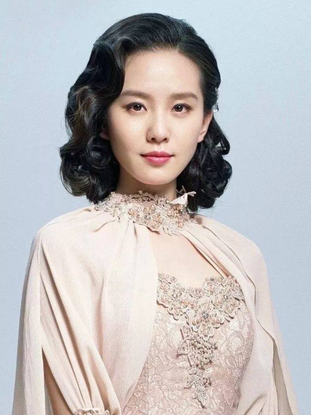 刘诗诗穿旗袍美得倾国倾城，惊艳了众人，惊艳了时光！