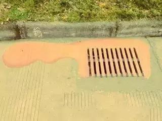 30所职校为井盖“整容”，以画会友，你的学校技术如何？