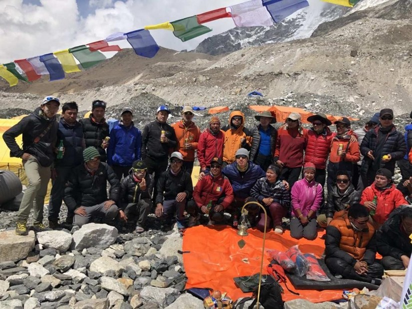 把“天使的美”带上珠峰，CAMEL骆驼登山运动员普尔尼玛成世界第一人