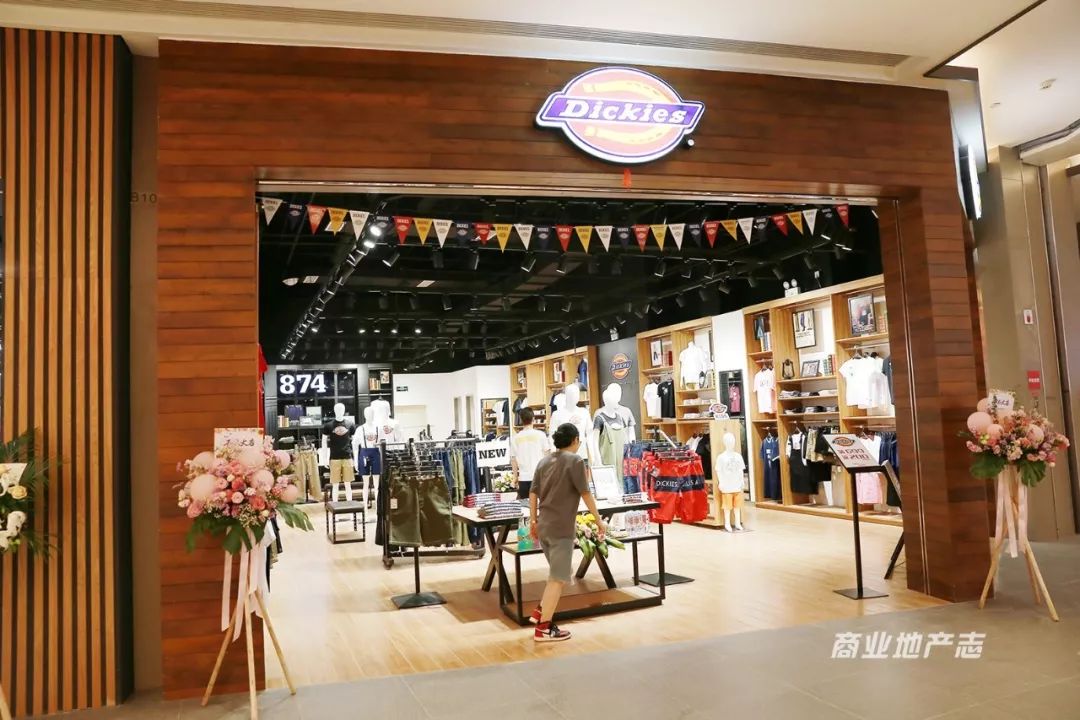 300张图片拼图,成都悠方可口可乐