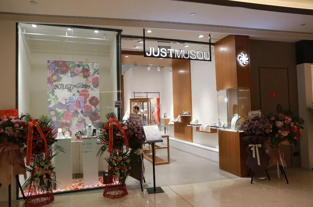 300张图片拼图,成都悠方可口可乐