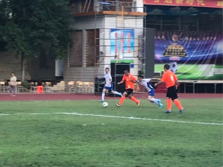 「“忠诚杯”足球赛」一球惜败虽败犹荣