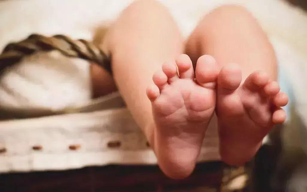 幼儿急疹猩红热水痘手足口鉴别,麻疹猩红热水痘手足口鉴别