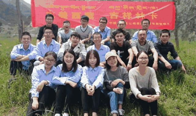 全景观看世界顶级博物馆,航拍飞越千山万水长视频