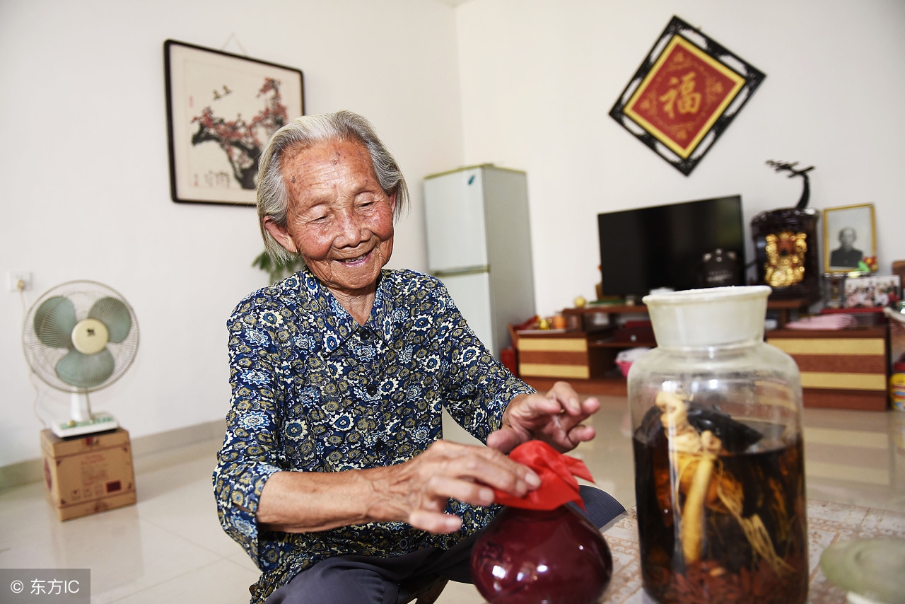 酒为百药之长指的是什么酒,酒为百药之长出自哪里