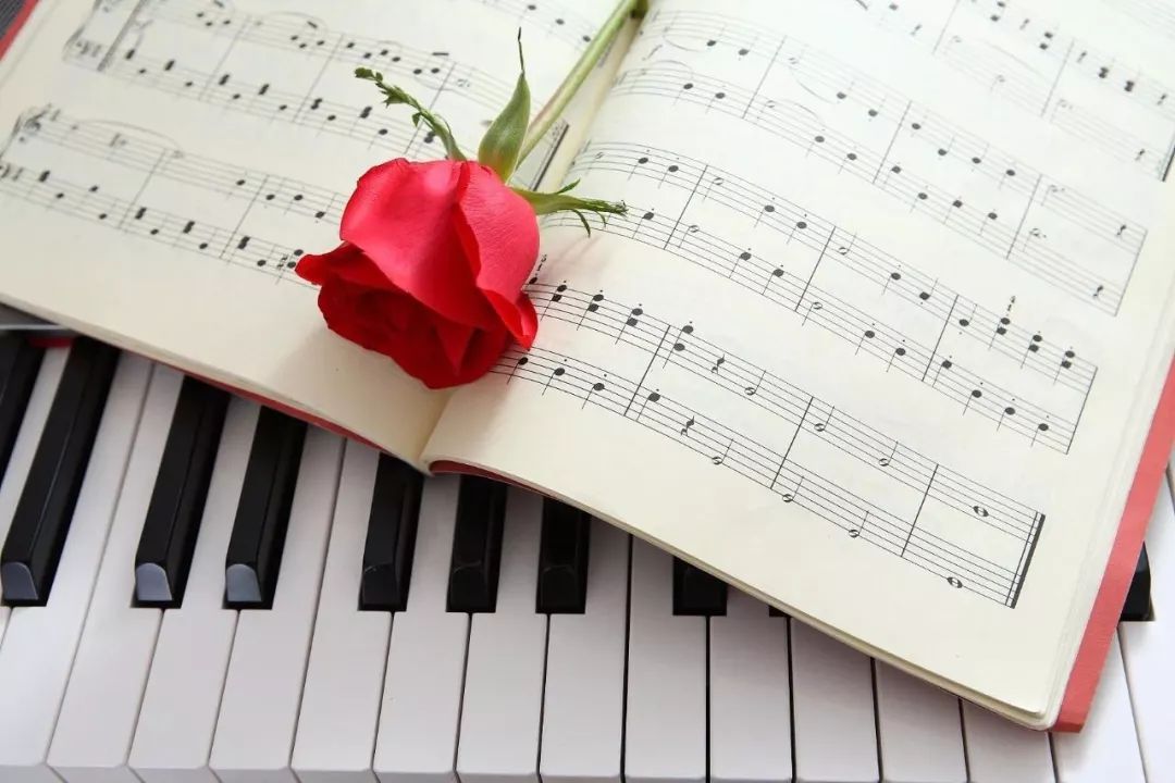 鏈熻揣浜ゆ槗鏃ヨ璧板娍,鏈熻揣浜ゆ槗鏃ヨ婕旂ず