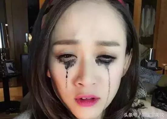 夏天化妆t区容易脱妆怎么办,化妆不容易脱妆方法是什么