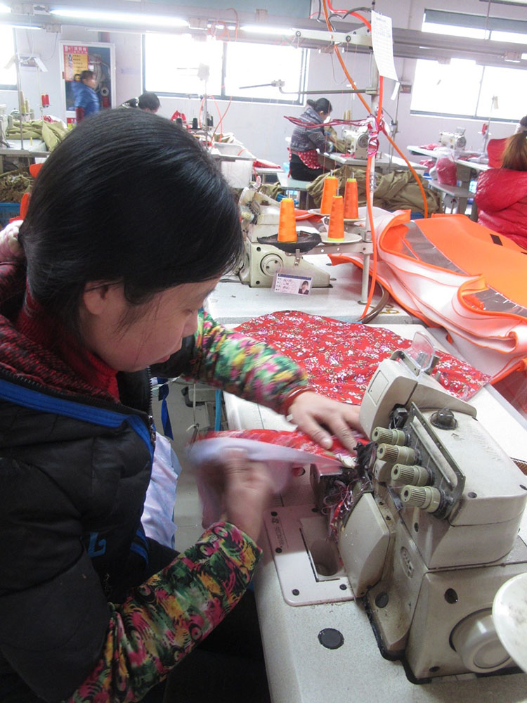 亚德工厂的秘密：签收迪士尼的二次元“魔法梦工厂”