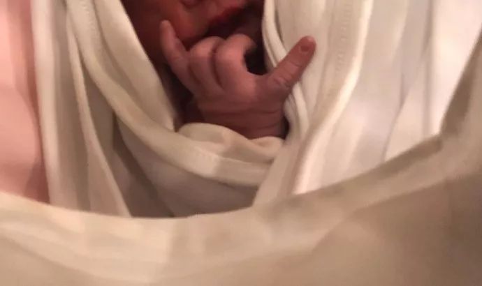 余文乐爱穿潮牌,余文乐当爸爸的视频