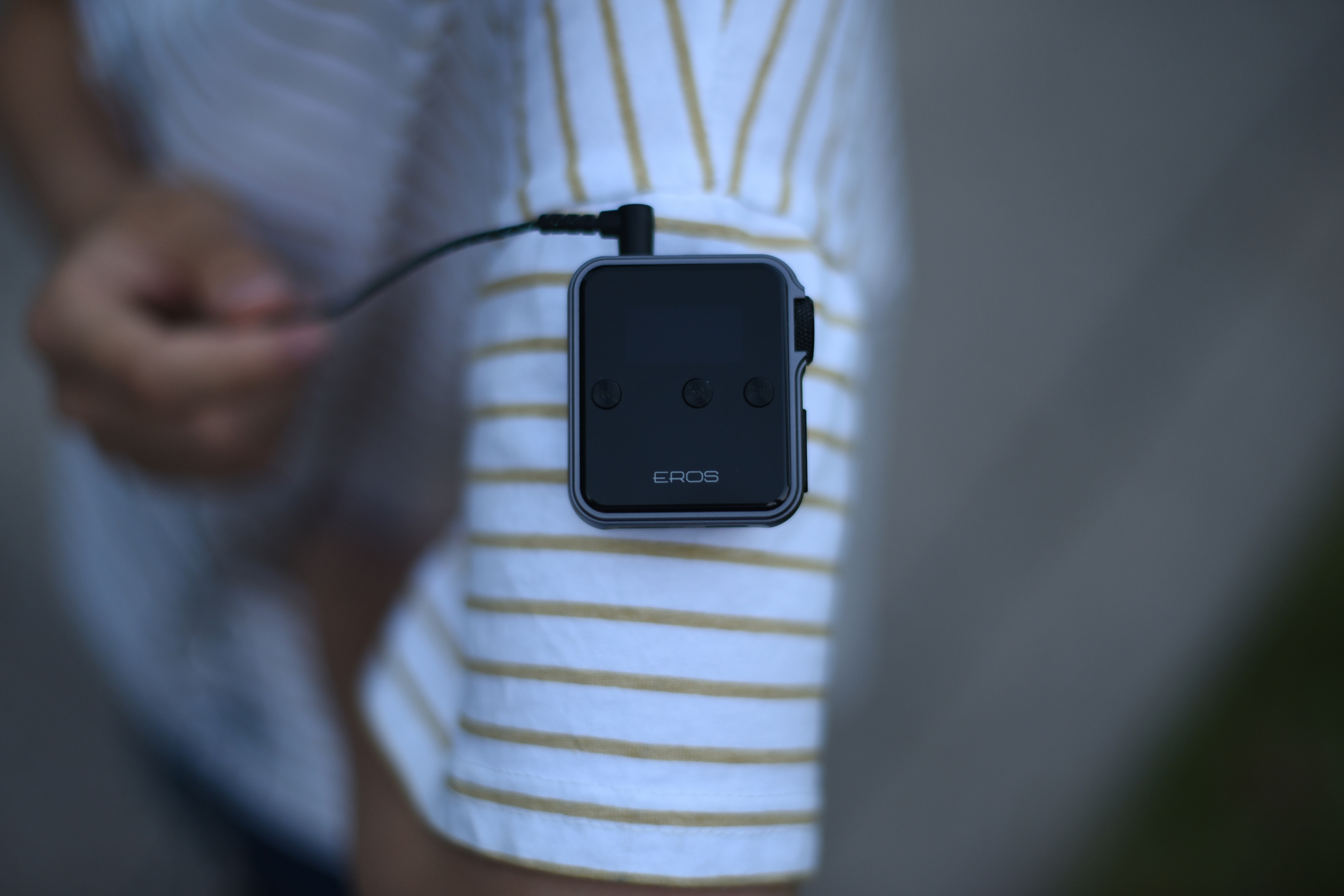 打造HIFI醇音乐，爱国者EROSJ运动*放播**器试玩