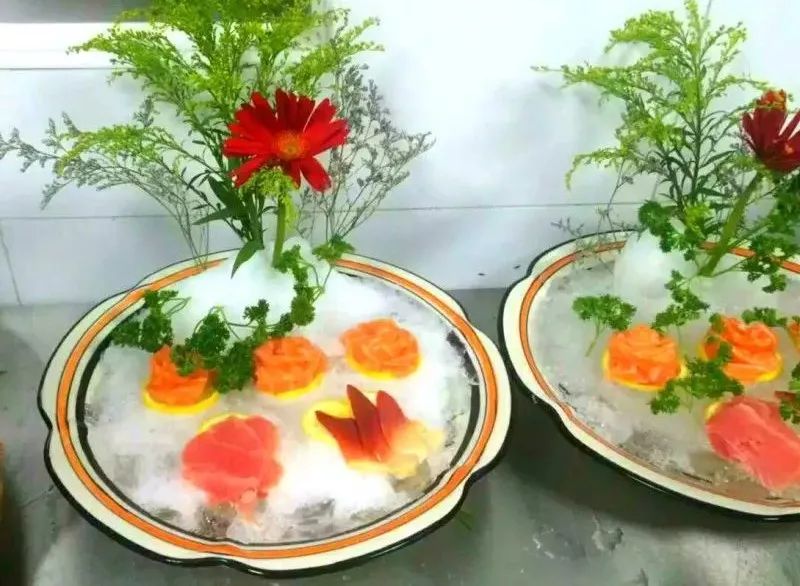 吃了这么多年蜀园,你还不知道罗叔吗?