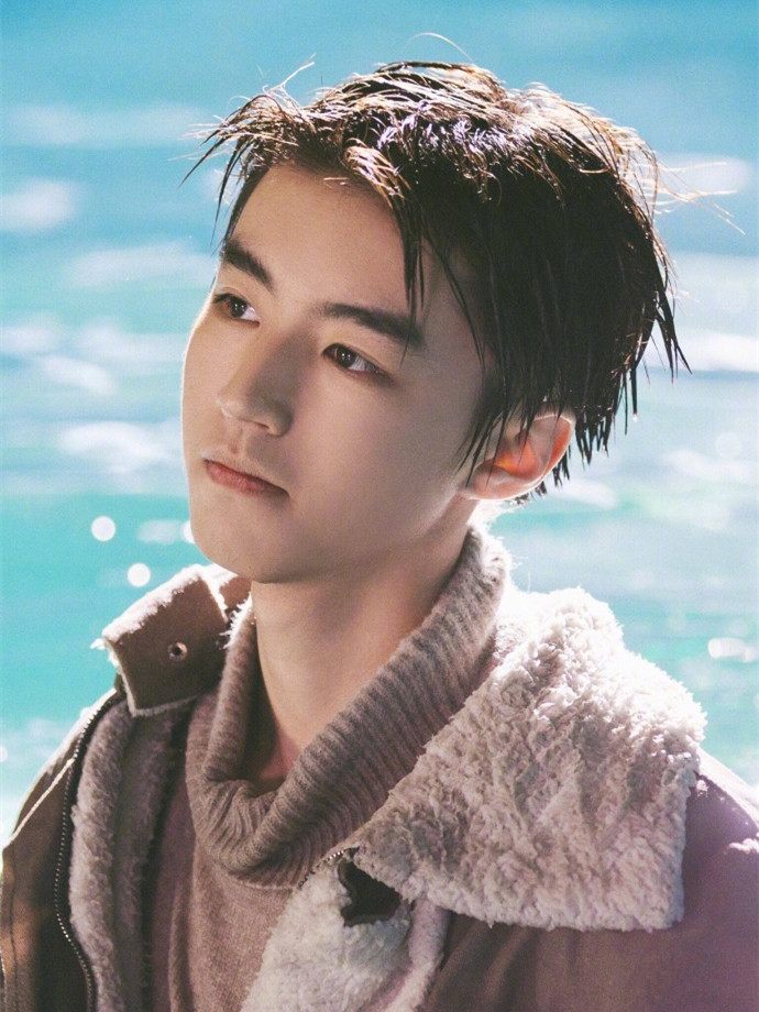 王俊凯奔跑吧青春,王俊凯奔跑照片