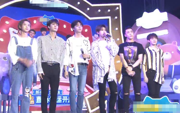 林彦俊王子异蔡徐坤,ninepercent直播王子异蔡徐坤互动