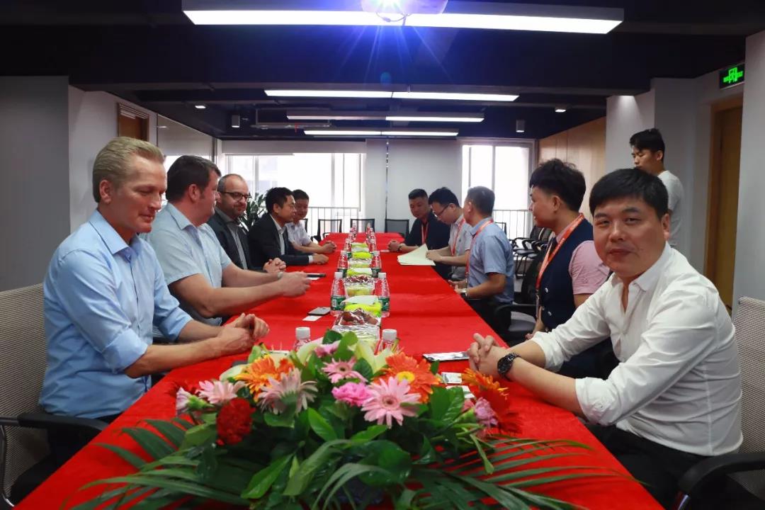 对话国际尖端丨国际权威涂料品牌舒尔茨与东巴象家装开启美好未来