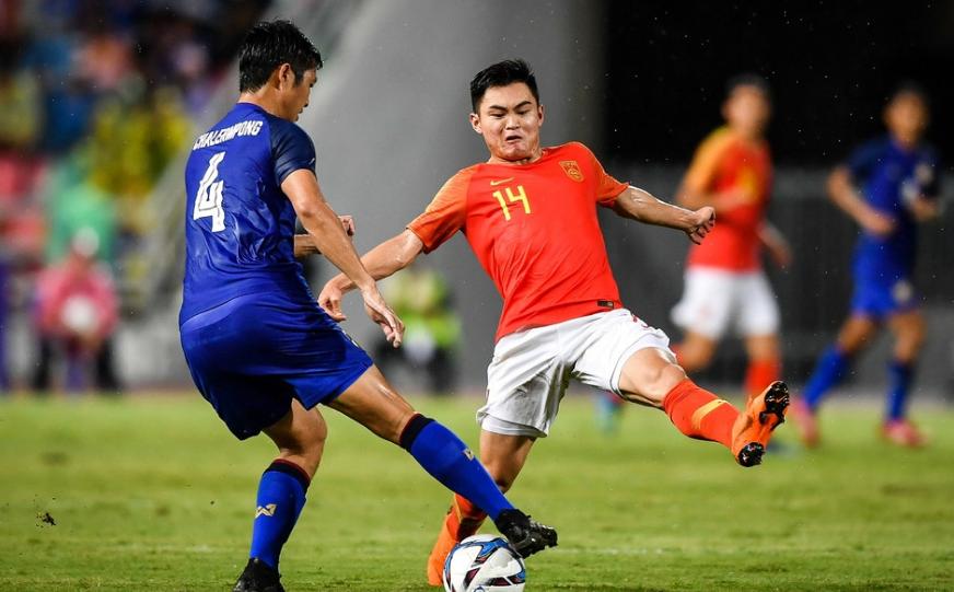 泰国罚点球,中国vs泰国争议点球