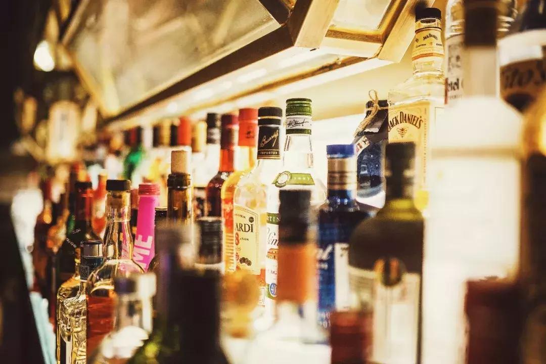 在呼和浩特有什么好的酒吧,呼市的一般都去哪个酒吧