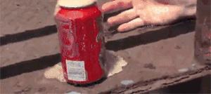 开雪碧怎样才不会喷出来？很简单，1个小动作就搞定