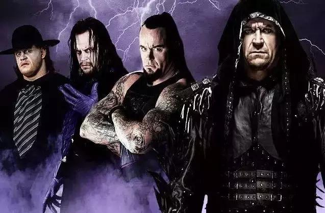 罗曼雷恩斯穿捍卫者防弹衣,wwe罗曼高光时刻