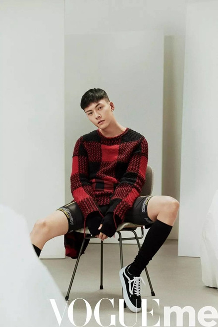 陈伟霆街舞团同款裤子,陈伟霆热血街舞团的发型