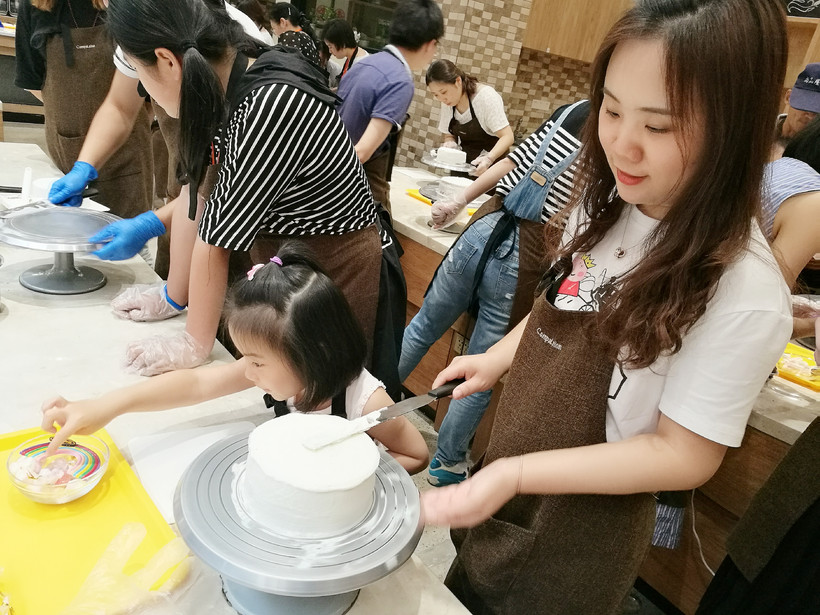 皇冠蛋糕工厂做什么,皇冠蛋糕工厂