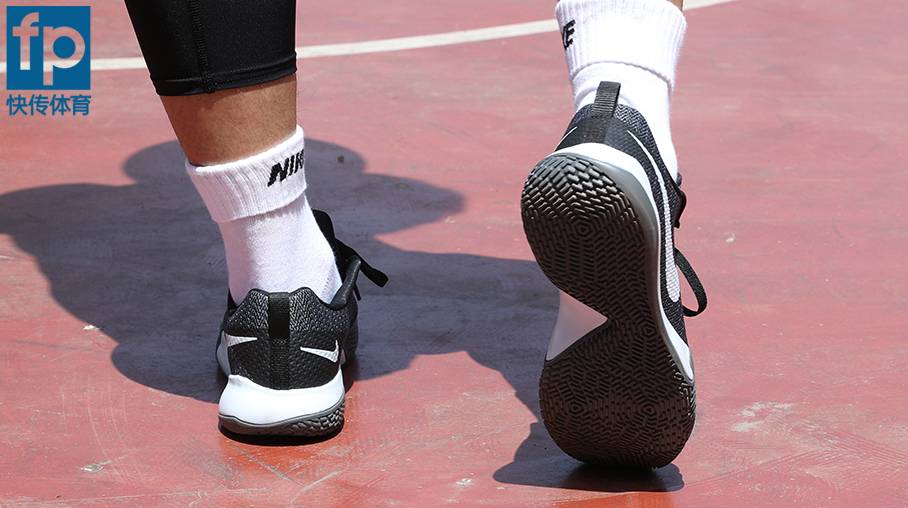 nikezoomlive2鏄腑甯悧,nikezoomliveii閲嶉噺