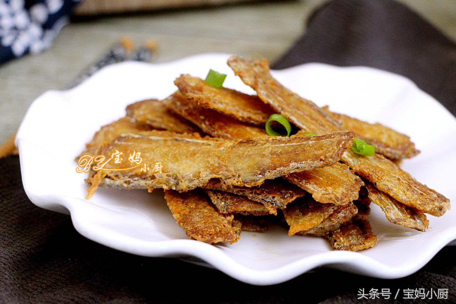 带鱼用电炒锅怎么煎不粘锅不会破,带鱼除了煎之外还有哪些做法