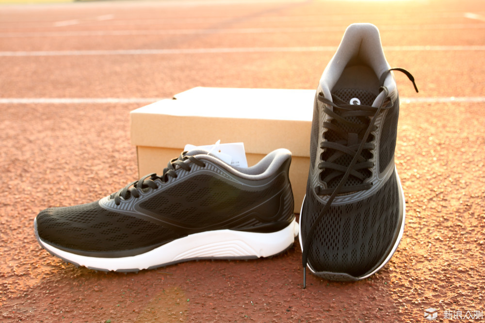 amazfit羚羊跑鞋,amazfit羚羊轻户外跑鞋2