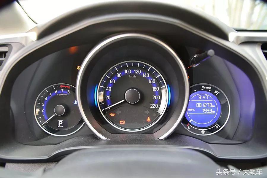 飞度到底是不是好车,都说飞度减配为何保值那么高