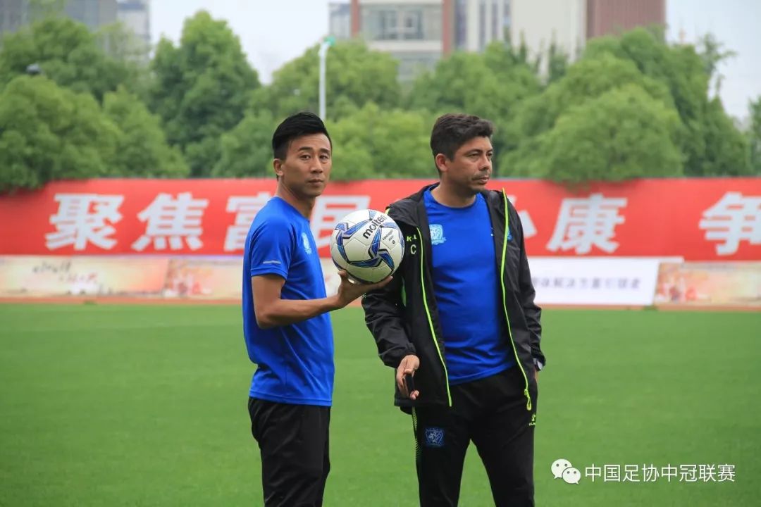 为热爱加冕,为热爱加冕视频