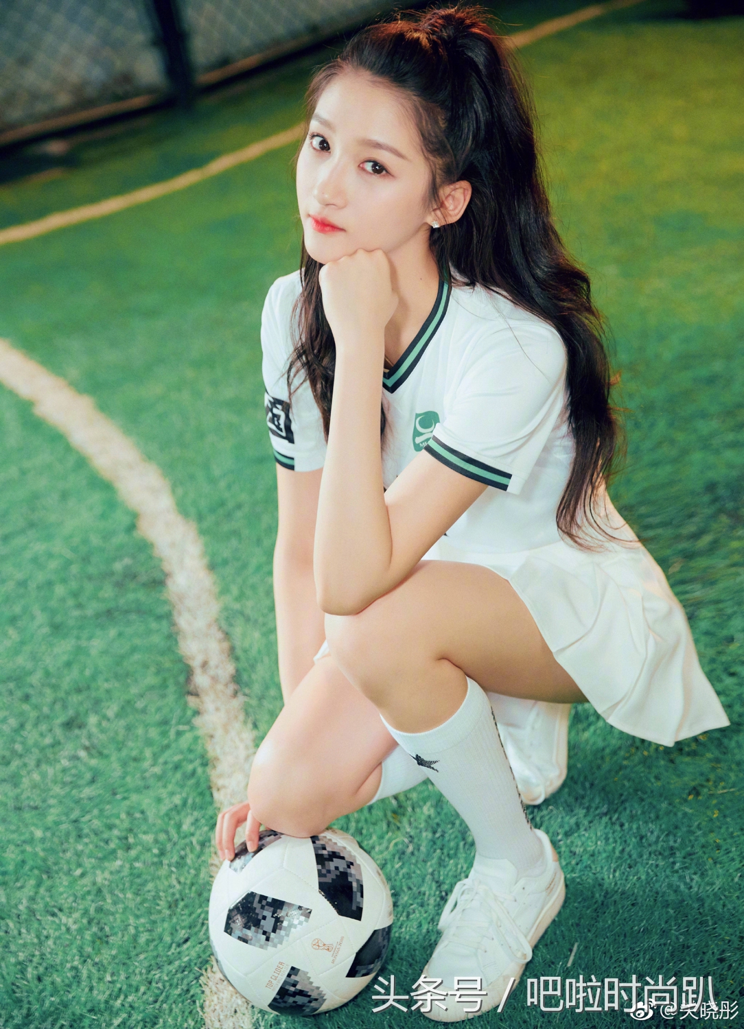 关晓彤杨幂世界杯,关晓彤世界杯