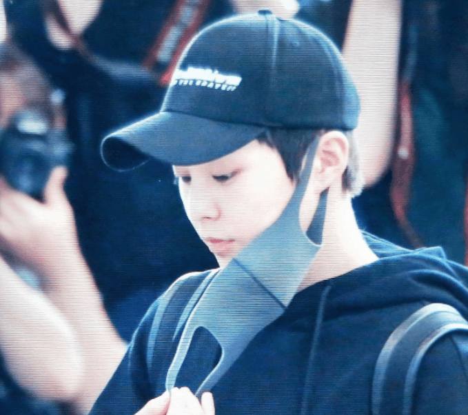 张艺兴《黄金瞳》杀青，EXO日本演唱会，粉丝：艺兴多久回归？