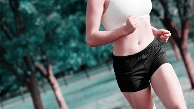 跑步膝盖痛是什么原因引起的,因为跑步导致膝盖痛抹点什么