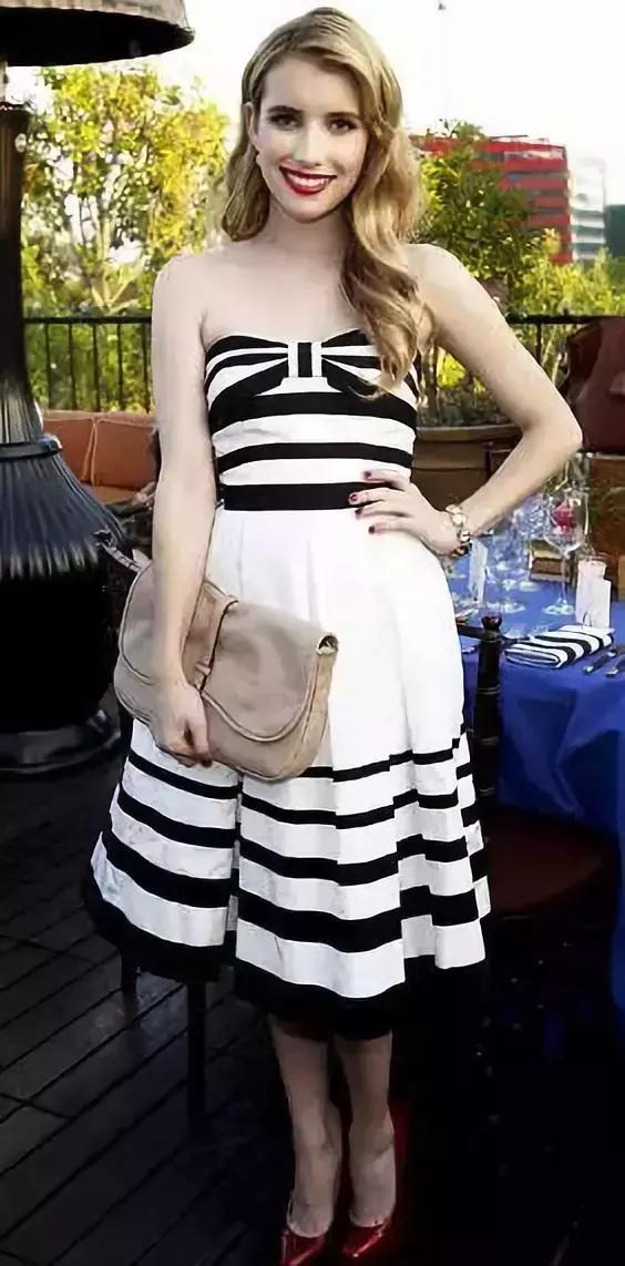 设计师KateSpade在纽约自缢自杀，川普女儿希拉里女儿纷纷悼念