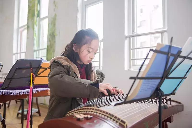 应试教育、素质教育水火不容？武汉这所学校交出完美答卷