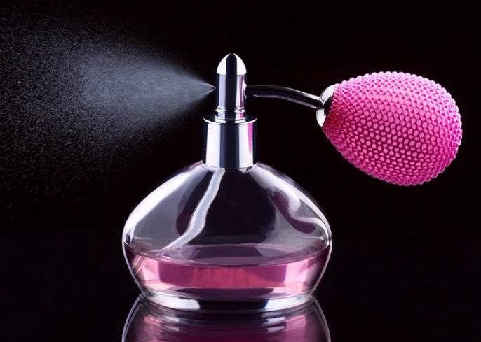 周公解梦大全查询梦到财色双收,梦到有人在意你什么兆头周公解梦