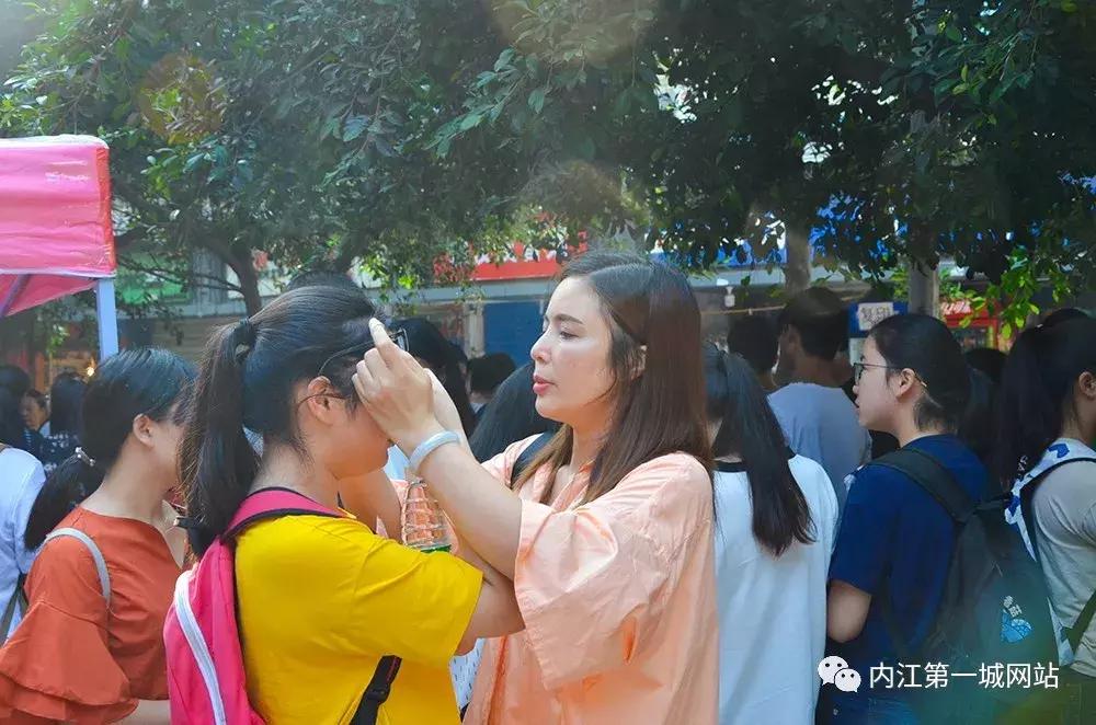 内江翔龙中学高考图片,内江翔龙中学高考现场