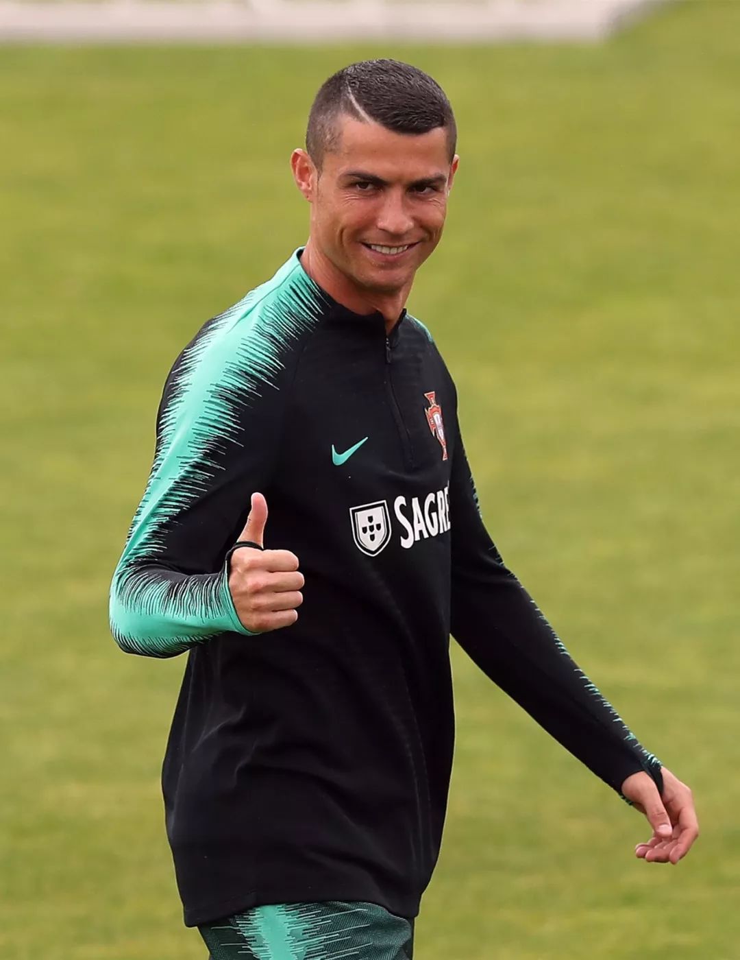 没有意大利的世界杯,2002世界杯意大利男模队