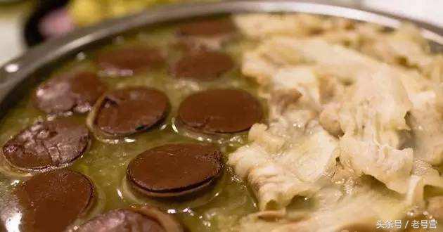 东北杀猪菜冬季盛宴驱寒又美味,东北杀猪菜看完就想过年了