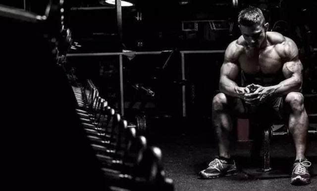 自己一个人怎么训练体能,私教怎么提升自己