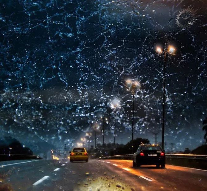 连续下雨有必要洗车吗,汽车雨后不洗车对车漆有影响吗